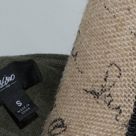 Soft Asymmetrical Sweater! - Picture 5 of 6